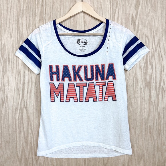 Disney Tops - DISNEY The Lion King Hakuna Matata Graphic Tee